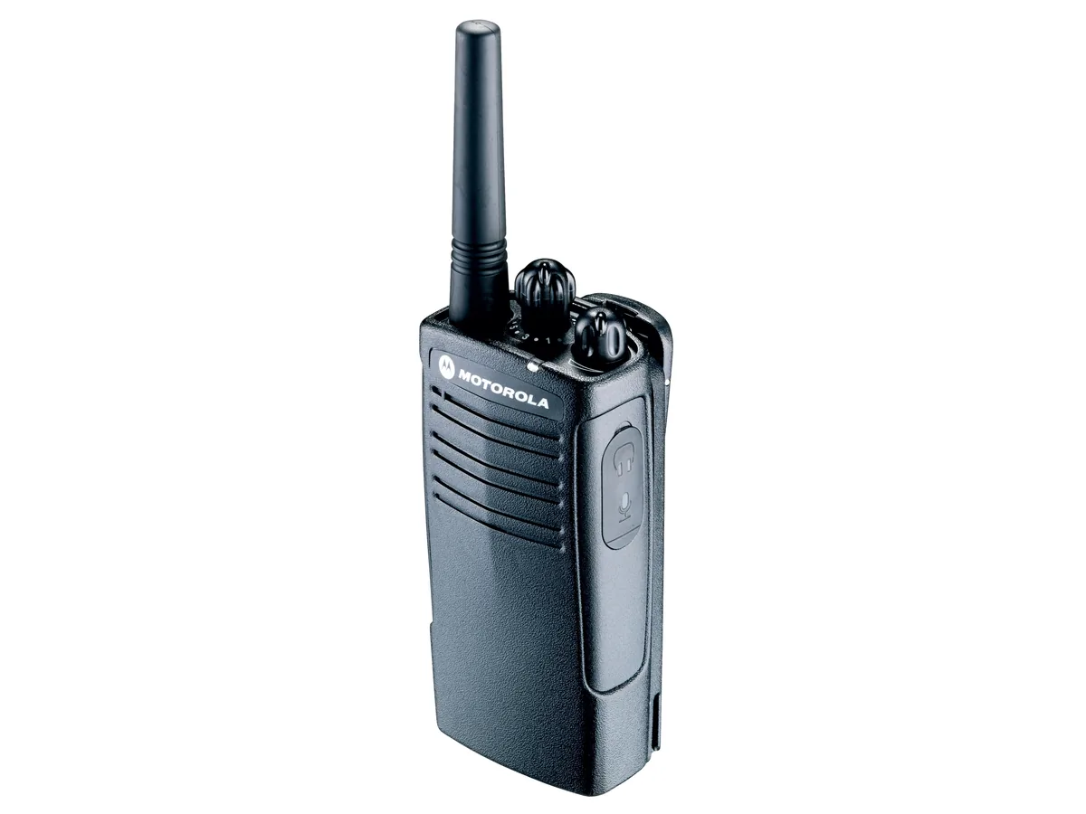 Рация Motorola XT220